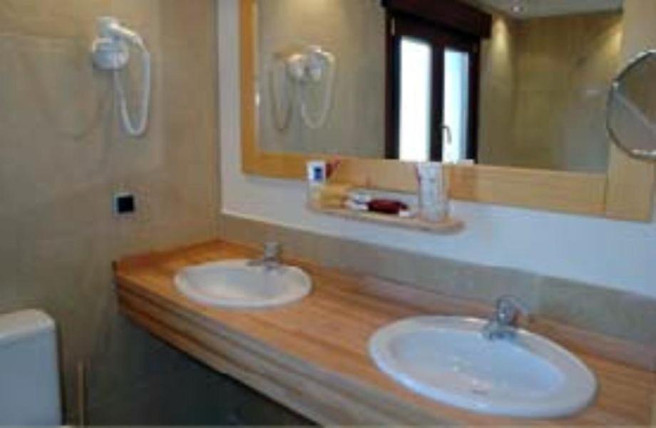 Hotel Erreka Guenes Luaran gambar